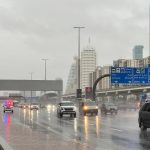 ستاد الاهلي :  شرطة دبي تدعو السائقين إلى توخي الحيطة والحذر في ظل التقلبات الجوية